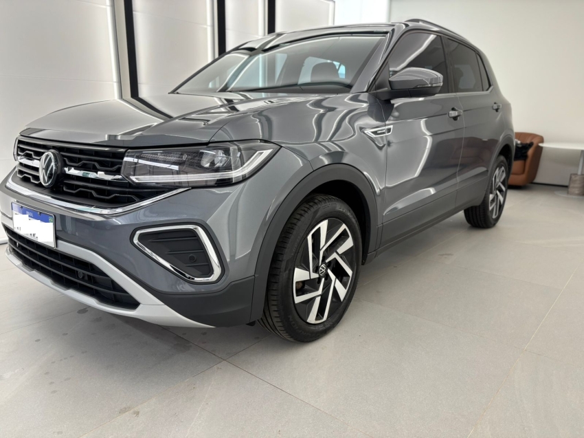 volkswagen t-cross 1.4 250 tsi total flex highline automatico 4p 2025