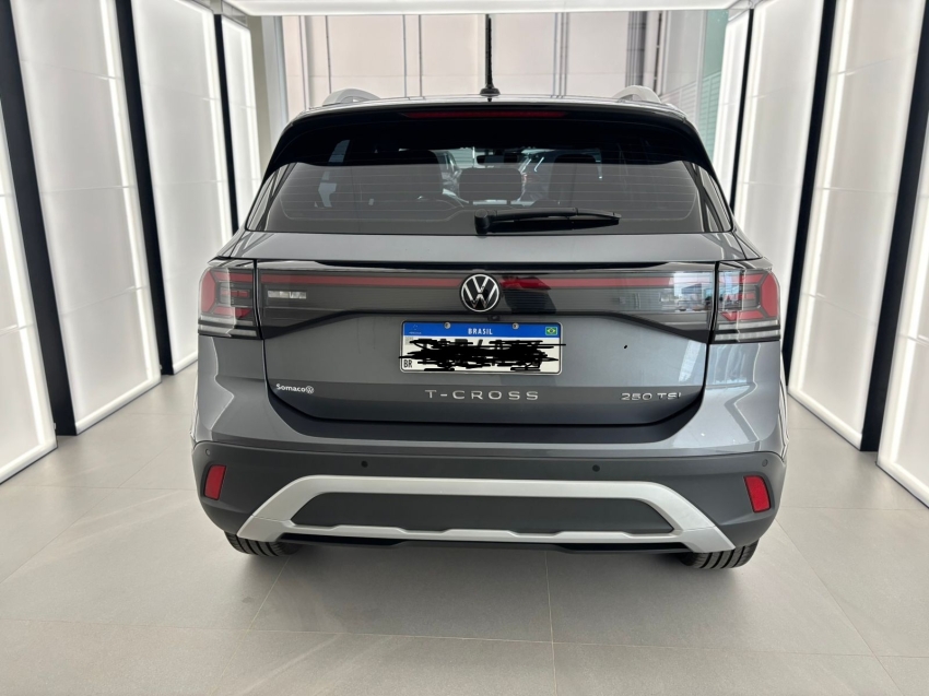 volkswagen t-cross 1.4 250 tsi total flex highline automatico 4p 2025