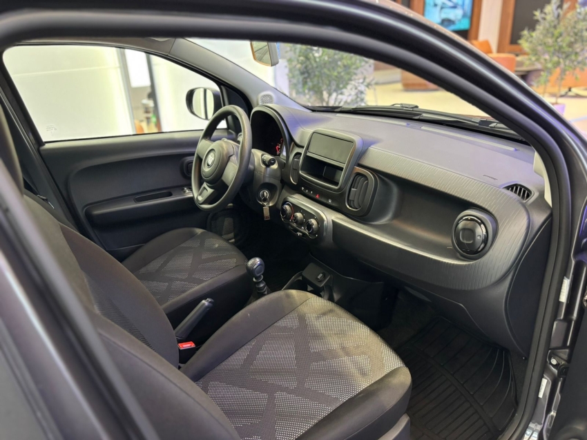 fiat mobi 1.0 evo flex like. manual 4p 202411