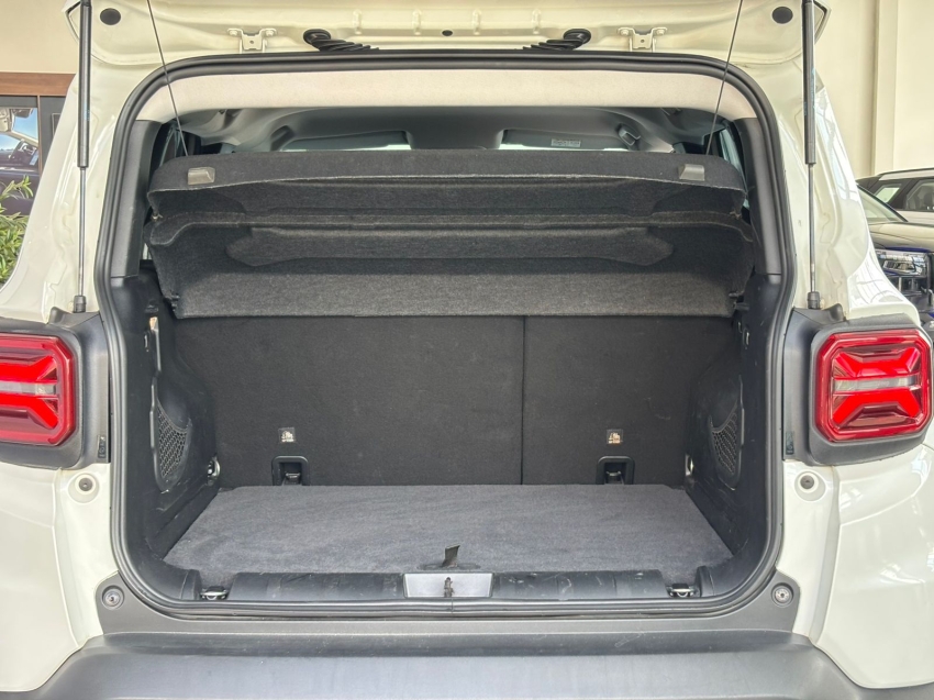 jeep renegade 1.3 t270 turbo flex longitude at6 4p automatico 202321