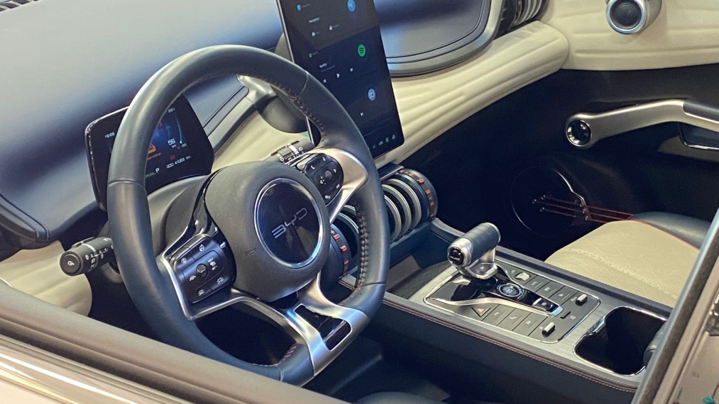 byd yuan pro 45,1 kw eletrico 2.0 4p automatico 202413