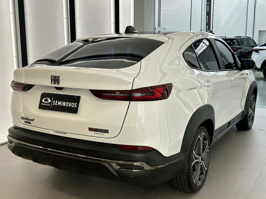 fiat fastback 1.3 turbo 270 flex limited edition at6 4p automatico 20235