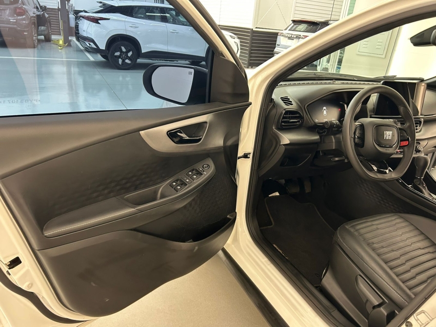 fiat fastback 1.3 turbo 270 flex limited edition at6 4p automatico 202312