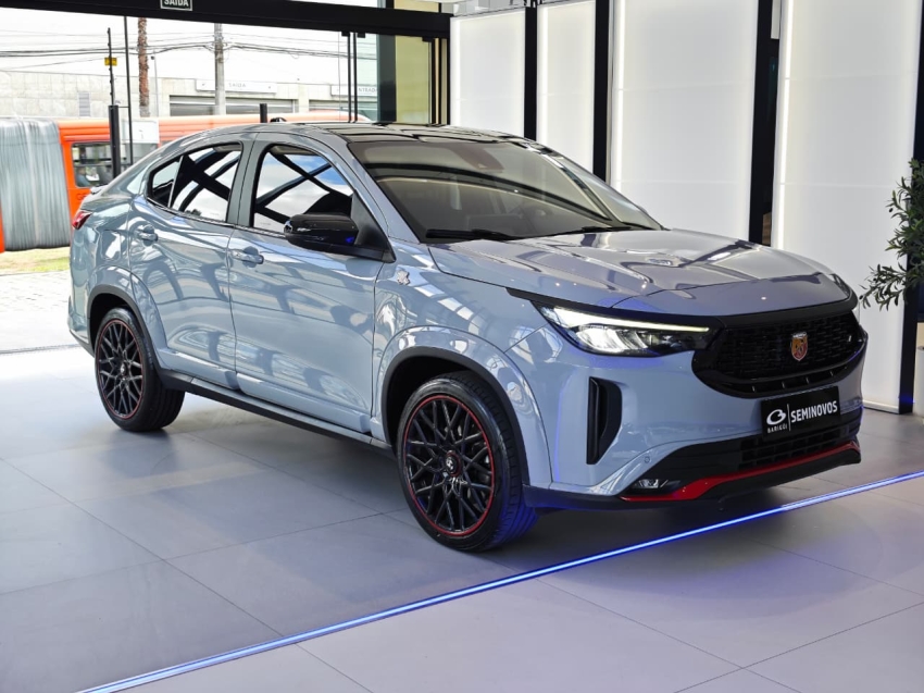 fiat fastback 1.3 turbo 270 flex abarth at6 4p automatico 2024