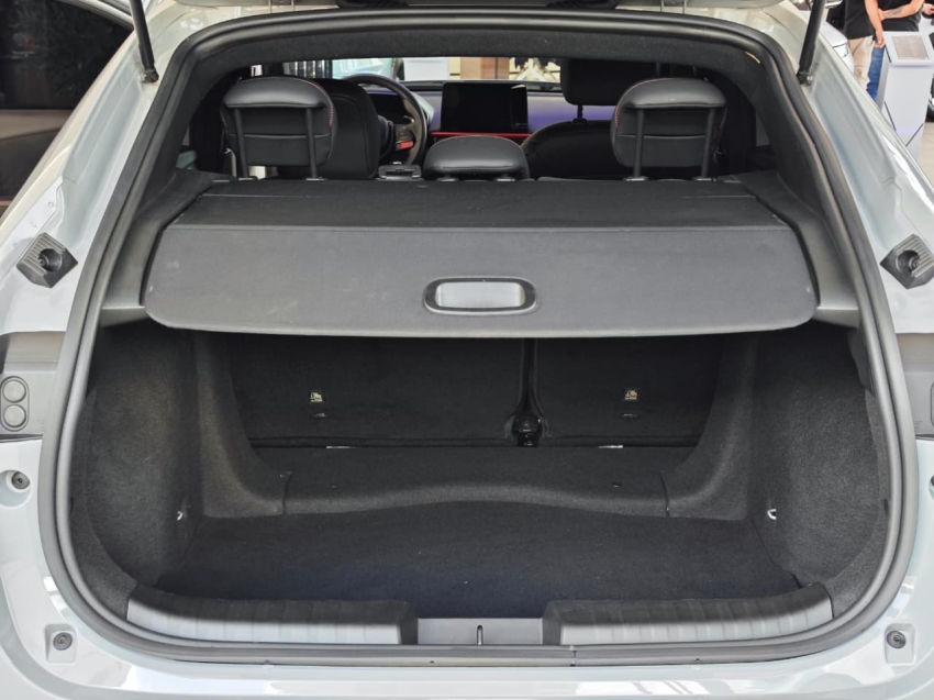 fiat fastback 1.3 turbo 270 flex abarth at6 4p automatico 202414