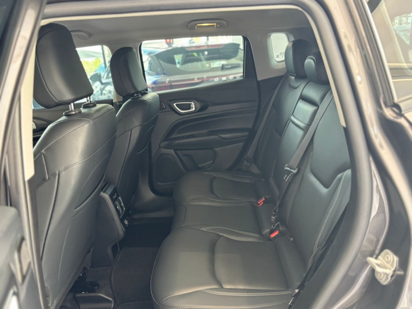 jeep compass 1.3 16v flex night eagle 4x2 automatico 4p 202516