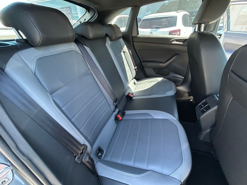 volkswagen nivus 1.0 200 tsi total flex highline automatico 4p 20249