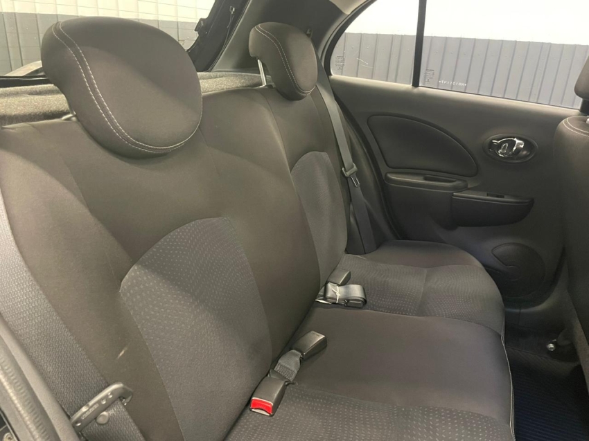 nissan march 1.6 sl 16v flexstart 4p xtronic flex automatico 201713