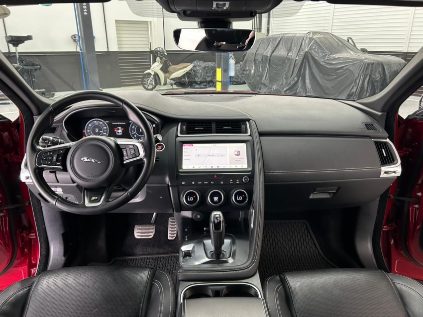 jaguar e-pace 2.0 16v p300 gasolina r-dynamic se awd automatico 4p 20208