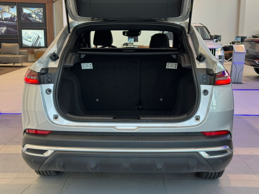 fiat fastback 1.3 turbo 270 flex abarth at6 5p automatico 202511