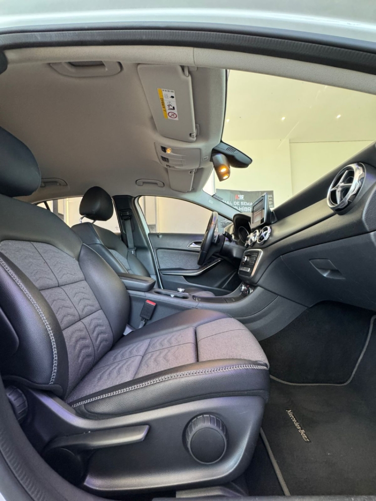 mercedes-benz gla 200 1.6 cgi flex advance 7g-dct 5p automatico 201910
