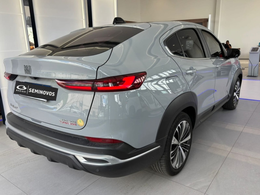 fiat fastback 1.0 turbo 200 flex cvt 5p automatico 20233