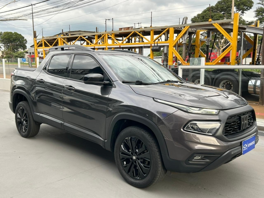 fiat toro 1.3 turbo 270 flex volcano at6 4p automatico 2023