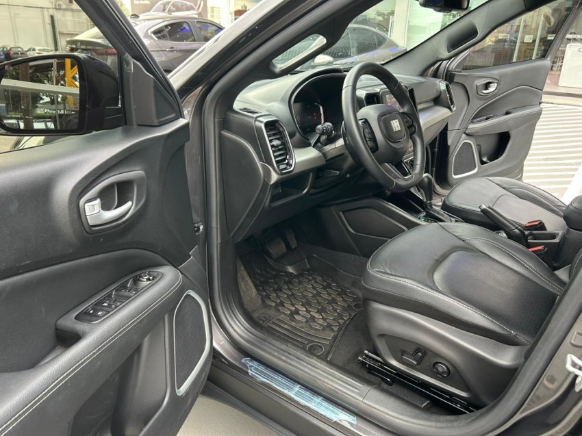 fiat toro 1.3 turbo 270 flex volcano at6 4p automatico 20237