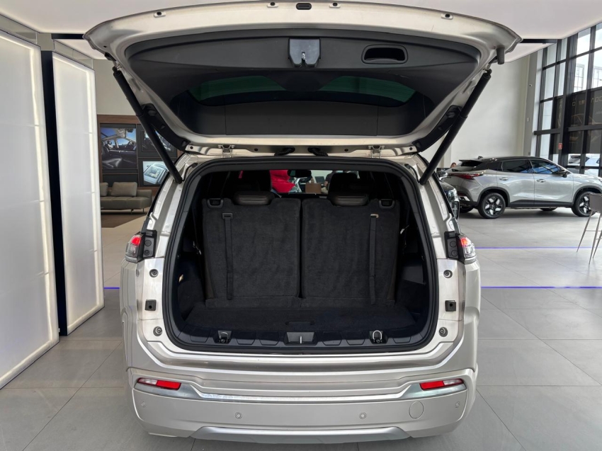 jeep commander 1.3 t270 turbo flex overland at6 5p automatico 202211