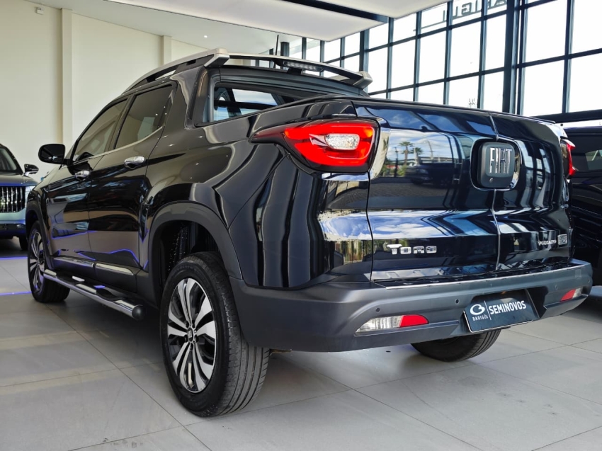fiat toro 1.3 turbo 270 flex volcano at6 4p automatico 20243