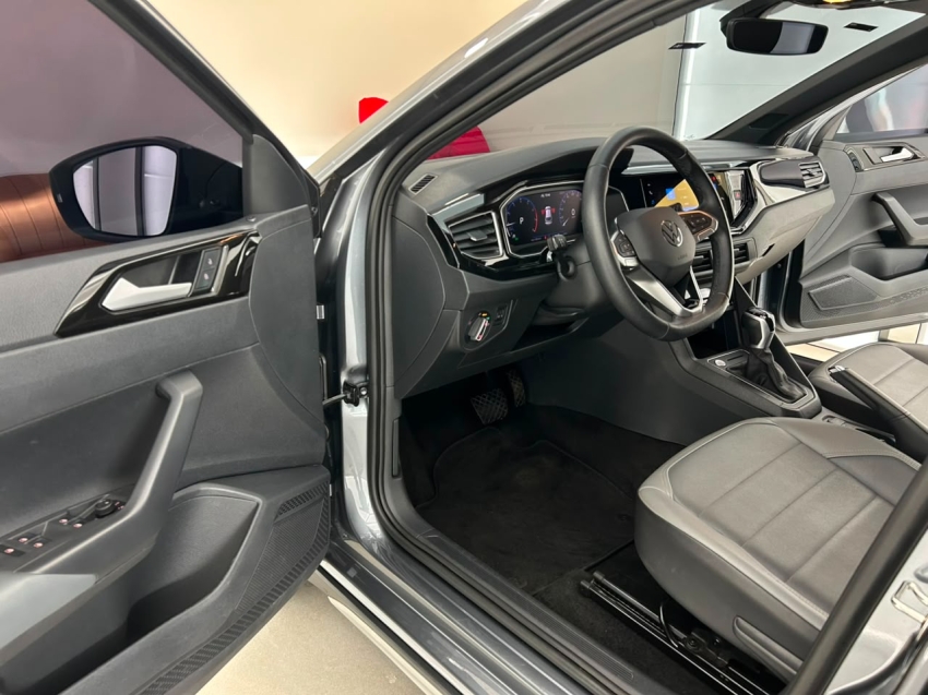 volkswagen nivus 1.0 200 tsi total flex highline automatico 4p 20237