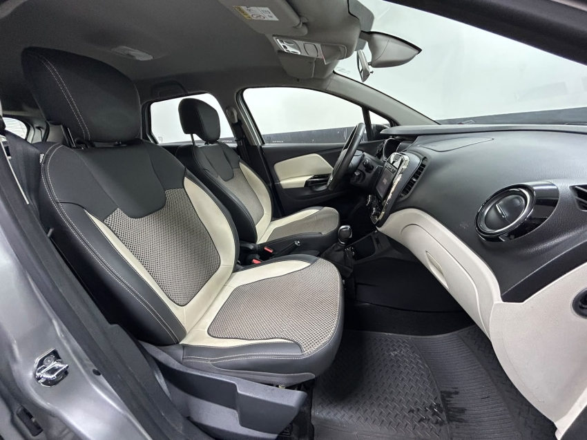 renault captur 1.6 16v sce flex intense x-tronic 4p automatico 201910