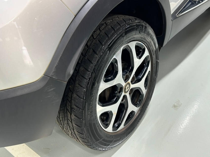 renault captur 1.6 16v sce flex intense x-tronic 4p automatico 20196