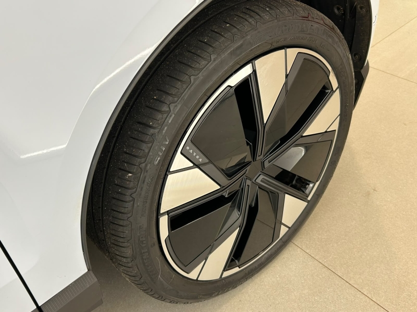 volvo ex30 69 kw eletrico ultra 1.0 4p automatico 20246