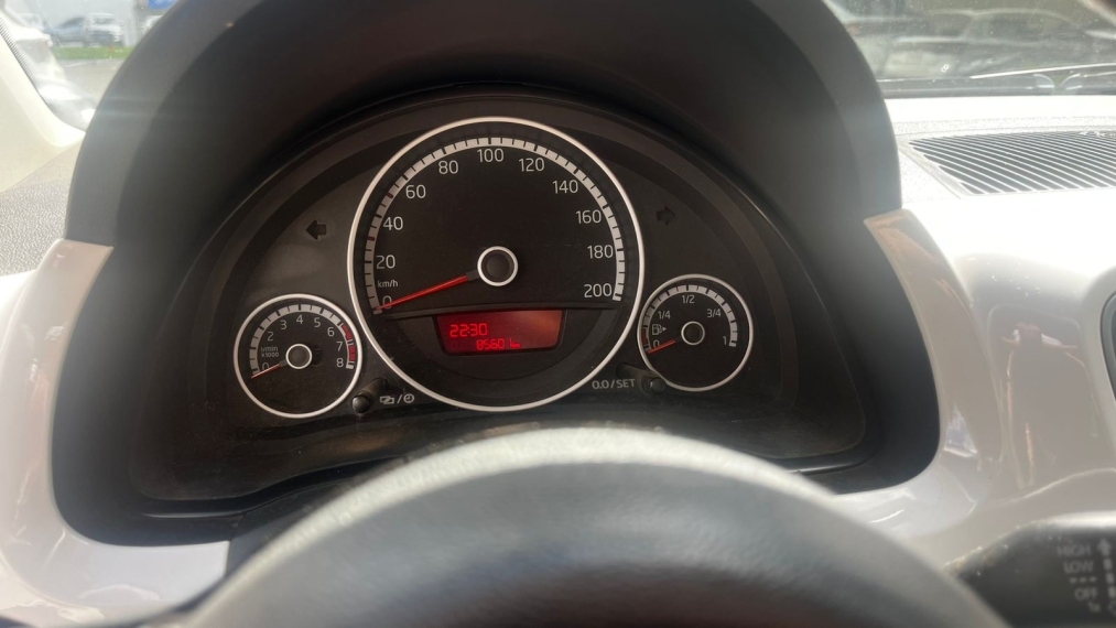 volkswagen up 1.0 mpi high 12v flex 4p automatizado automatico 20154