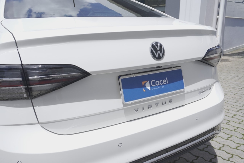 volkswagen virtus 1.0 200 tsi highline automatico flex 4p 202513