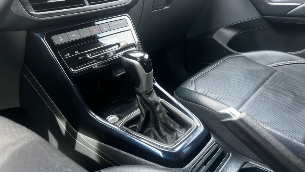 volkswagen t-cross 1.0 200 tsi total flex comfortline automatico 4p 20235