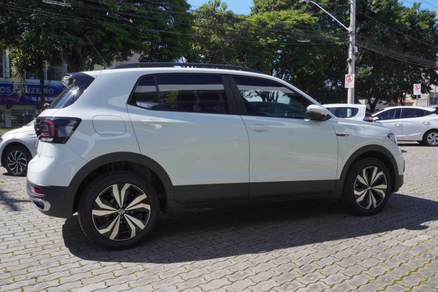 volkswagen t-cross 1.0 200 tsi total flex comfortline automatico 4p 20233