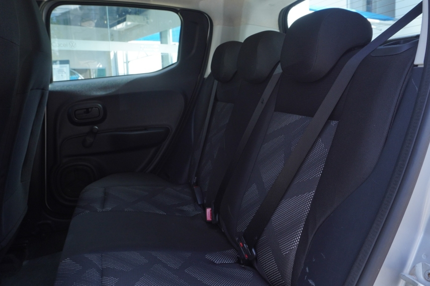 fiat mobi 1.0 firefly flex like. manual 4p 20256