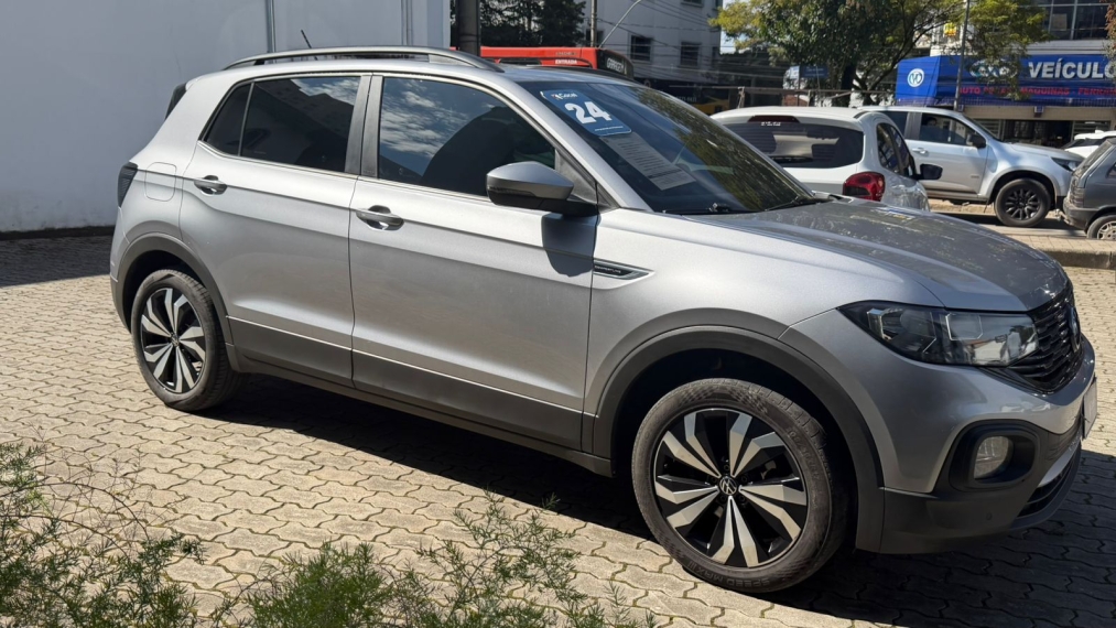 volkswagen t-cross 1.0 200 tsi total flex comfortline automatico 4p 20243