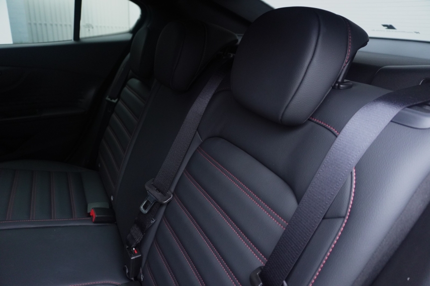 fiat fastback 1.3 turbo 270 flex abarth at6 4p automatico 20258