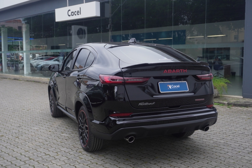 fiat fastback 1.3 turbo 270 flex abarth at6 4p automatico 20252