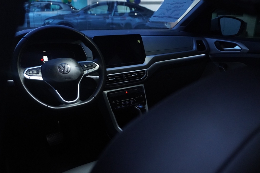 volkswagen t-cross 1.0 200 tsi total flex comfortline automatico 4p 20255