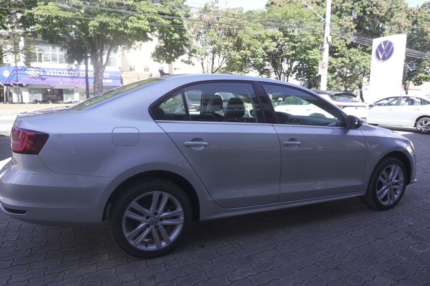 volkswagen jetta 2.0 tsi highline 211cv gasolina 4p tiptronic automatico 20153
