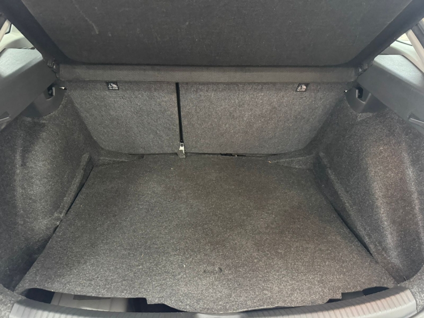 volkswagen nivus 1.0 200 tsi total flex comfortline automatico 4p 202413