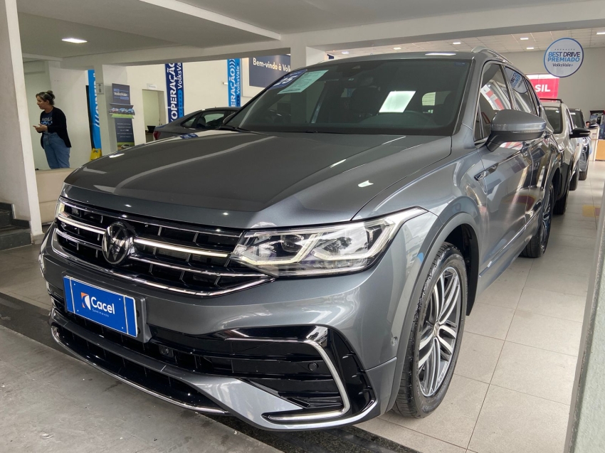 volkswagen tiguan 2.0 300 tsi gasolina allspace r-line automatico flex 4p 20251