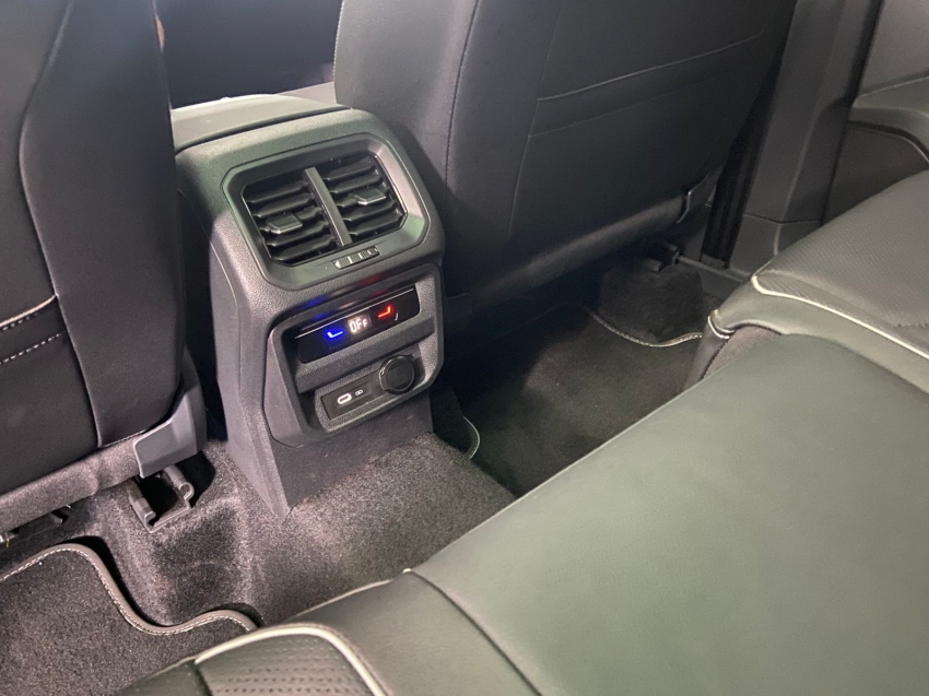 volkswagen tiguan 2.0 300 tsi gasolina allspace r-line automatico flex 4p 202511