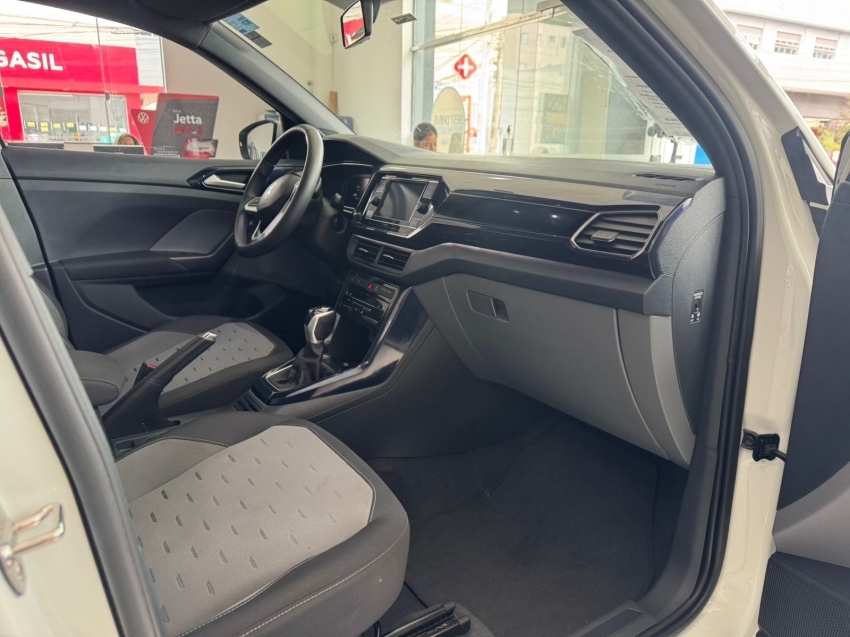 volkswagen t-cross 1.0 200 tsi total flex comfortline automatico 4p 202312