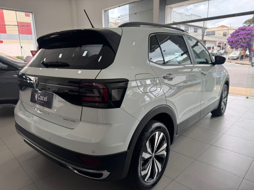 volkswagen t-cross 1.0 200 tsi total flex comfortline automatico 4p 202310