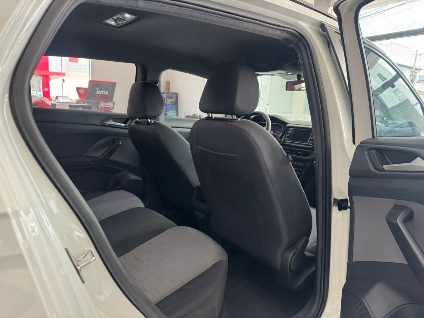 volkswagen t-cross 1.0 200 tsi total flex comfortline automatico 4p 202313