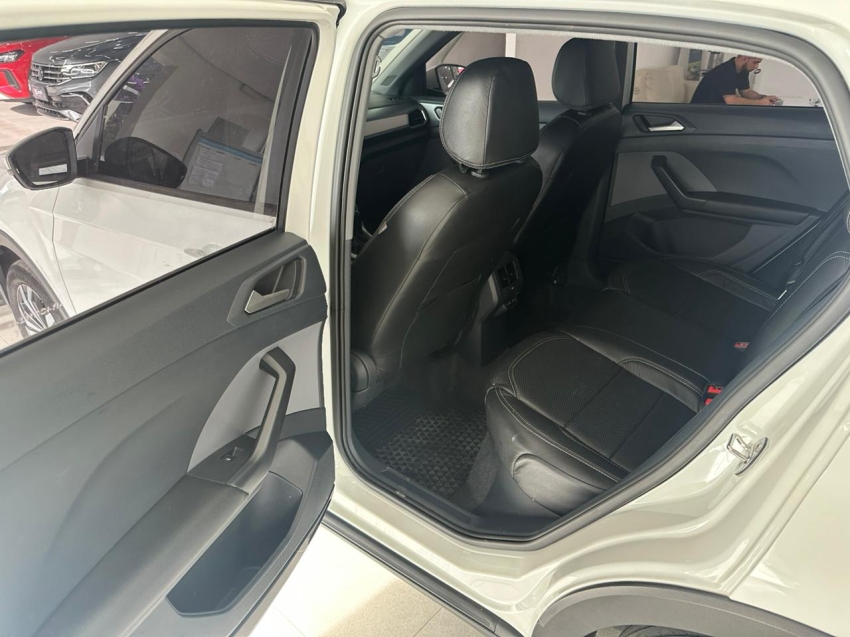 volkswagen t-cross 1.0 200 tsi total flex automatico 4p 202410
