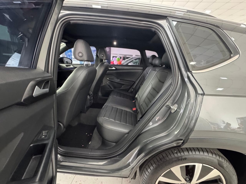 volkswagen taos 1.4 250 tsi total flex highline automatico 4p 202310