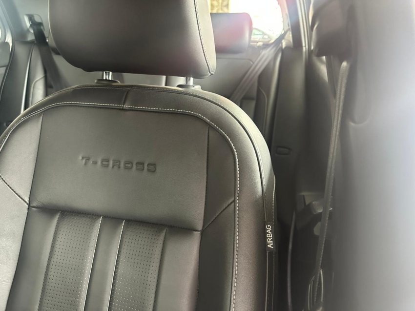 volkswagen t-cross 1.4 250 tsi total flex highline automatico 4p 202517