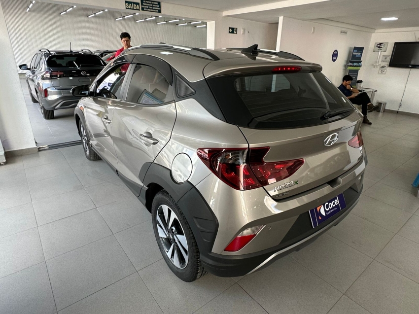 hyundai hb20x 1.6 16v flex evolution automatico 4p 20217