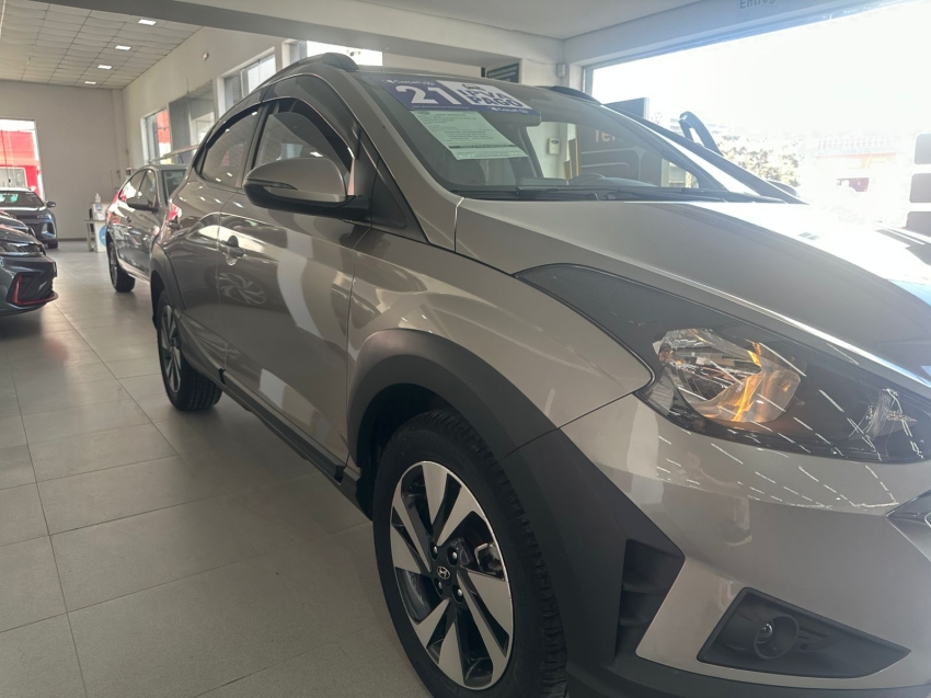 hyundai hb20x 1.6 16v flex evolution automatico 4p 20218