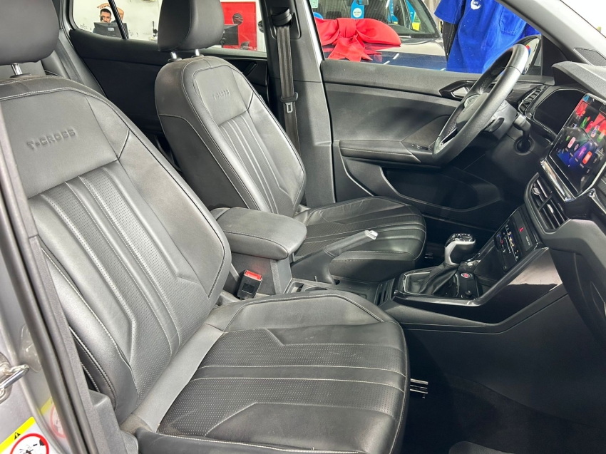 volkswagen t-cross 1.4 250 tsi total flex highline automatico 4p 202515
