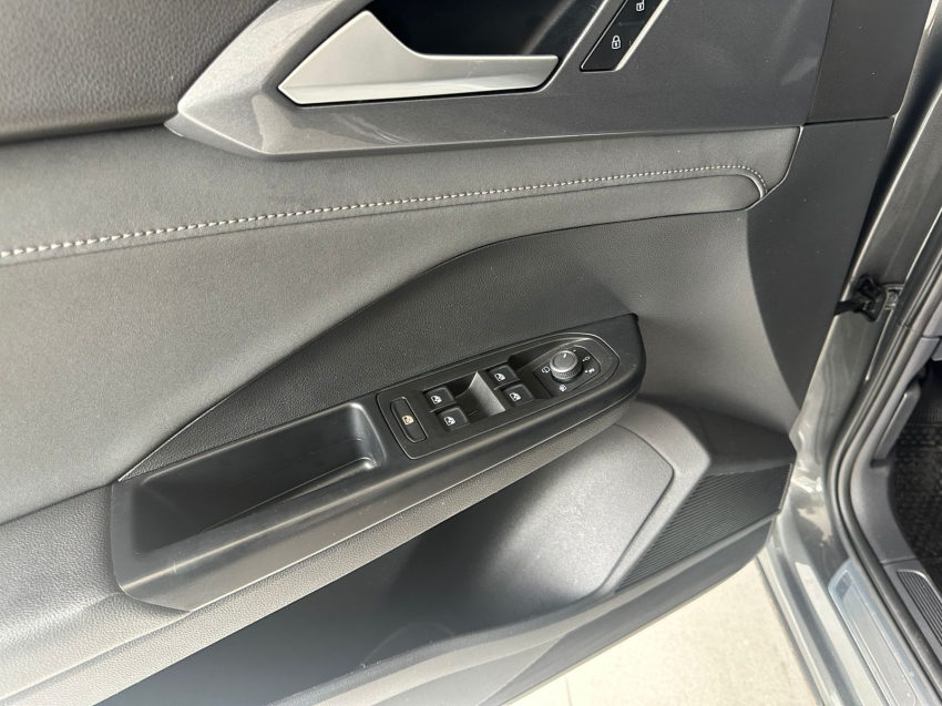 volkswagen taos 1.4 250 tsi total flex highline automatico 4p 202318