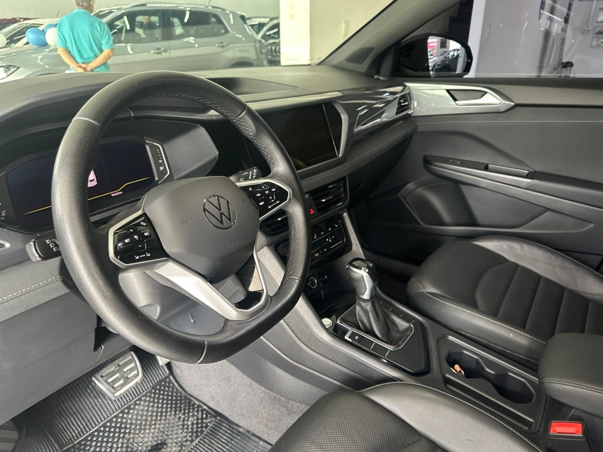 volkswagen taos 1.4 250 tsi total flex highline automatico 4p 202313