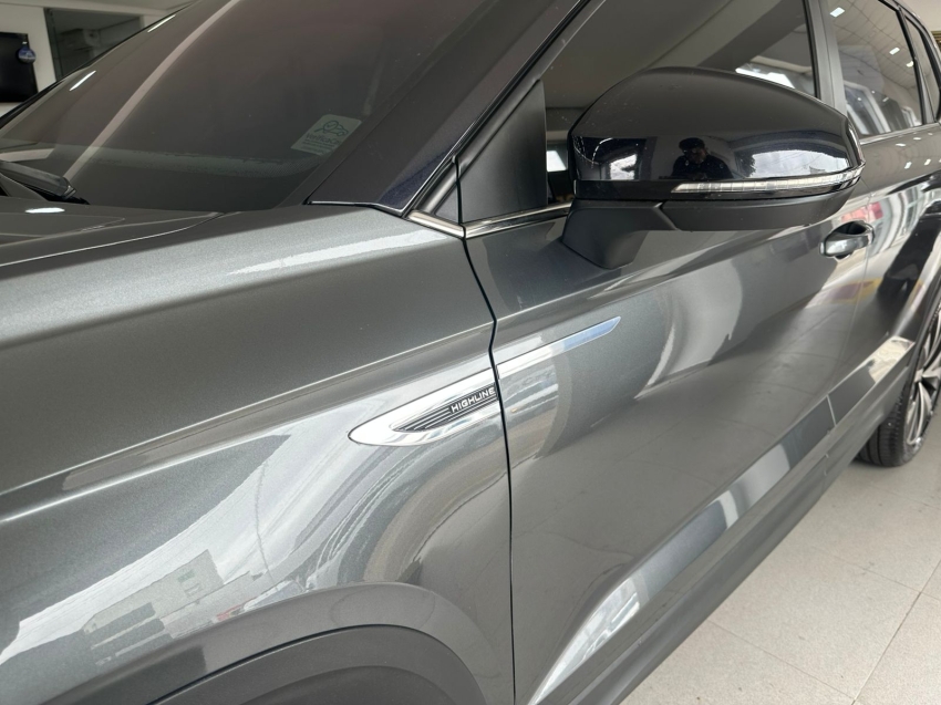 volkswagen taos 1.4 250 tsi total flex highline automatico 4p 202326