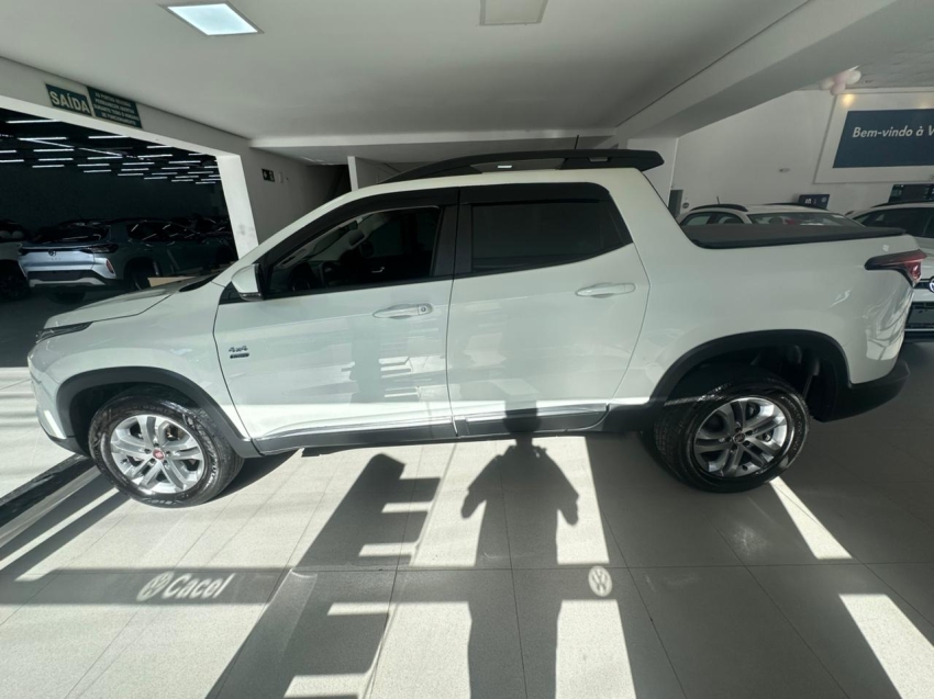 fiat toro 2.0 16v turbo diesel freedom 4wd at9 4p automatico 20214